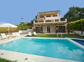 Villa Orsalia with private pool