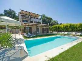 Villa Orsalia with private pool