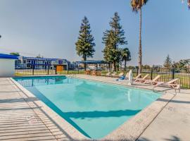 モーテル 6 ビサリア、バイセイリアのホテル