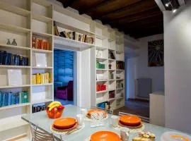 PANTHEON LARGE APARTMENT IN THE HEART OF ROME s