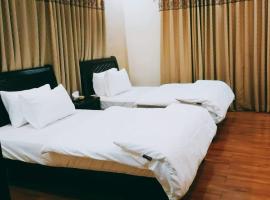 Karachi Elet Business Hotel, hotell i nærheten av Jinnah internasjonale lufthavn - KHI i Karachi