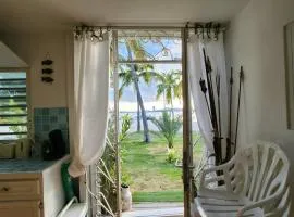 Bamboo on the beach - Spacious beachfront studio