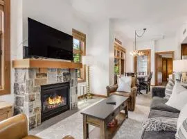Capitol Peak Lodge 3220 by Snowmass Mountain Lodging