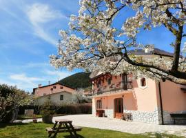 Da Nonna Li Rooms and Breakfast, ρομαντικό ξενοδοχείο σε Villetta Barrea