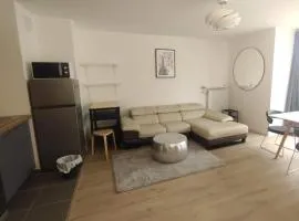 Gustave Roussy, New building, 3 bd & Salon, 2 WC
