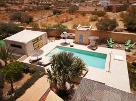 Villa Douira avec piscine, proche d'Essaouira, ξενοδοχείο στην Εσαουίρα