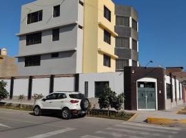 Hotel San Mart&iacute;n, отель с парковкой в городе Сан-Хуан