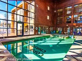 President Studio Pool-Spa Ski-in out Gym, Sauna, Laundry, BBQ