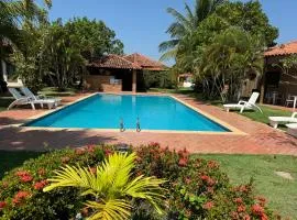 Bangalô 14 praia de Guaratiba-Prado BA