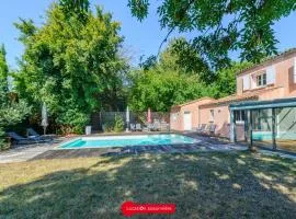 Grande Maison 5 chambres avec Piscine à Lagord, Cap. 10 Pers - FR-1-535-60