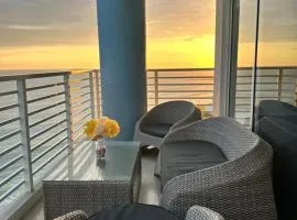 Radiante departamento frente al mar