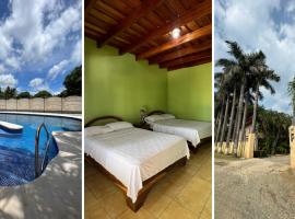 Hotel rio grande Nicoya, hotel v destinaci Nicoya