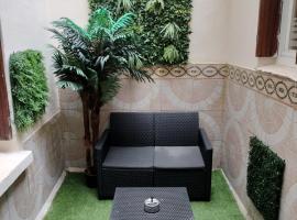 Appartement cosy avec patio en RDC, hotell i Perpignan