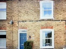Freshly refurbished, peaceful Victorian house
