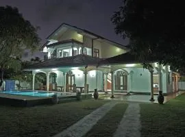 Sri Ra'anana Villa