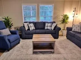 Backwoods Milton House 3BR&2bath