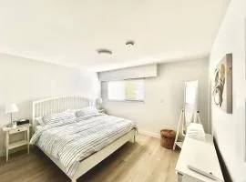 Cozy 3BR Holiday Retreat 2 Free Parking AC King BD