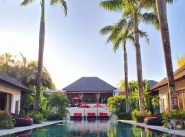 Villa Naty Canggu - 6 Bedrooms Luxury Villa