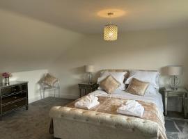 Newly Refurbished Tor View Executive Dormer Bungalow Rossendale, resort de esqui em Haslingden