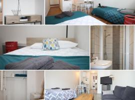 Chez Marie et Geneviève - Verdun Centre - STUDIO - 2 GRANDS LITS - Géré par Presta-Zen'Services, Hotel in Verdun