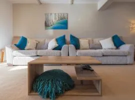 The Secret Garden - West Sussex - 3BR House with Drive