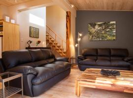 Quiet 3 bedroom house 2 min walk from UNESCO shrines, hotel que aceita pets em Nikko