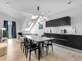 Luxury penthous - 3 BR - 2 Bath - FreeParking - Downtown