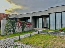 Villa Ambassadori Kachreti Golf Resort, hotel v destinaci Kachretʼi