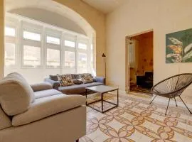 Exclusive Valletta Apartment with Historic Charm
