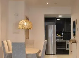Modern Beach Apartment - La Maca