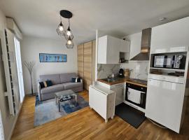 Beau studio cosy entre Paris et Disneyland, hotel i Villiers-sur-Marne