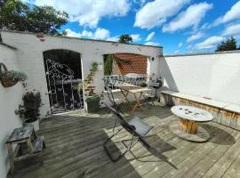 Cosy Apartment with Big Quiet & Sunny terras