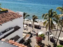 Malecon Uno Condo on the Malecon, Centro
