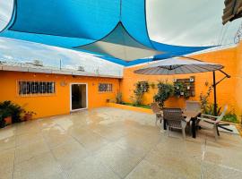 Enjoy Your Vacation at Tone'y House, Hotel in Chalchuapa