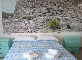 bed and breakfast Murales Orgosolo، فندق في أورغوسولو
