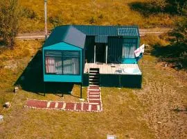 Kinta house on lake Sioni