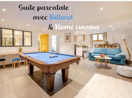 Logement avec billard, home cinéma et terrasse privatisés, hotel v destinaci Neuvecelle