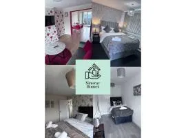 Luxury Home in Luton - Near L&D Hospital - FREE Netflix & Wifi- FREE Parking