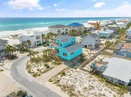 Blue Horizon at Pensacola Beach - Heated Pool, Across beach access, Beach gear, Dogs OK!