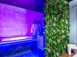 Les Chants de l'Eau avec balnéothérapie, hotel s jacuzzi v destinaci Thonon-les-Bains