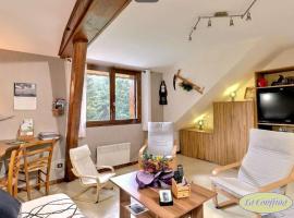 Gite La Couffina, Hotel in Devesset