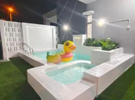 RUMAH ADAM Homestay Bukit Changgang Private Pool