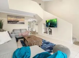 Family Retreat Surf Beach NSW