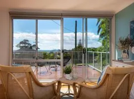 Beach House Ocean Views in Batehaven