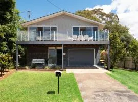 Beach House Ocean Views in Batehaven