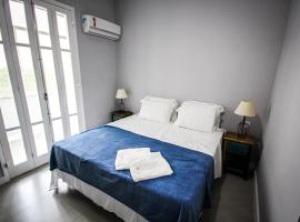 Copacabana Best Deal Guest House، فندق في ريو دي جانيرو