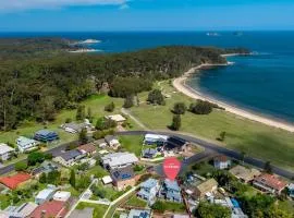 Maloneys Beach Views 3 Bed Home