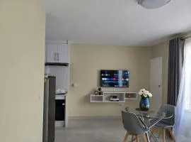 Emerald Holiday Two Bedroom Apartment