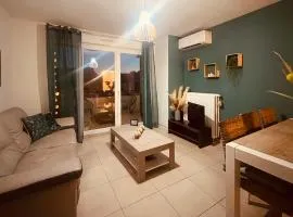 L'AMOUREUX DE NIMES : P3 + parking privé