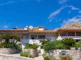 アパートメント ジュコビッチ、ムリニのホテル